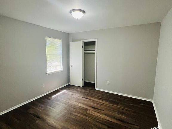 3rd image of 2127 Stovall Ave