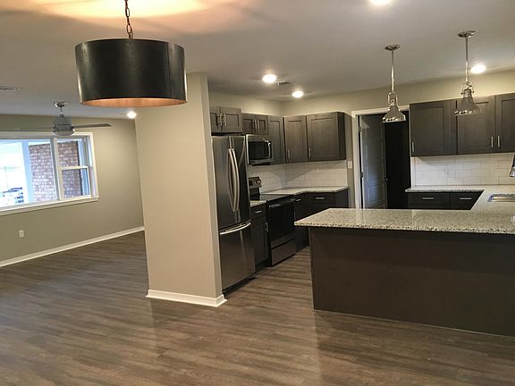 2nd image of 704 S Donaghey Ave