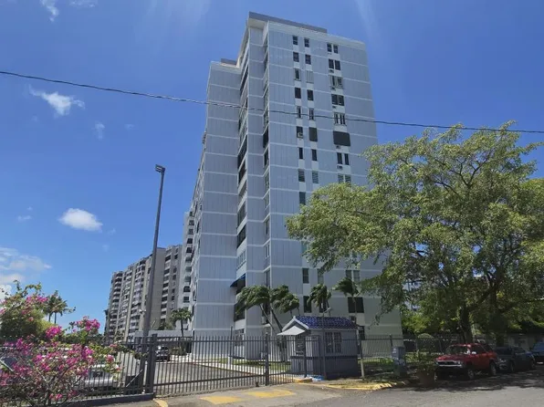 Cond Laguna Gdns #Iii-11e, Carolina, PR 00979