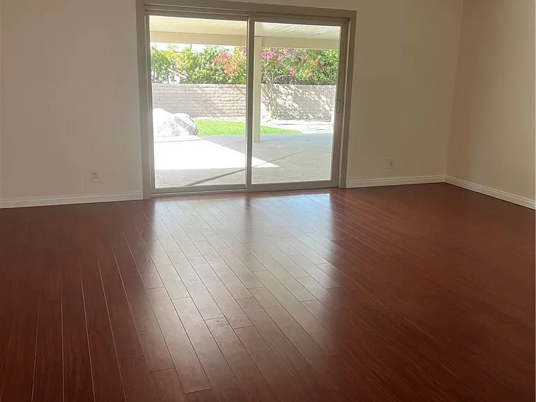 122 W Fairfield Dr — Photo 8