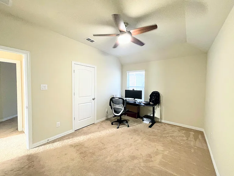 11513 Morrow Ln — Photo 16