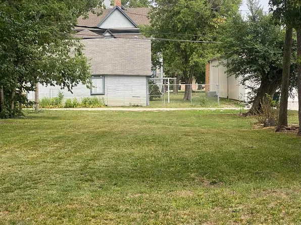 820 Congress St, Emporia, KS 66801