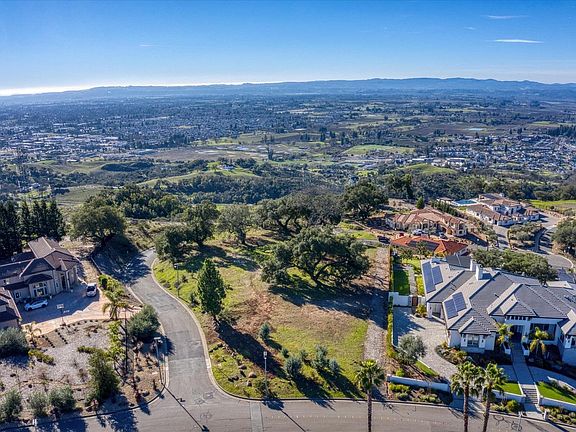 5th image of 3911 Flintridge Drive