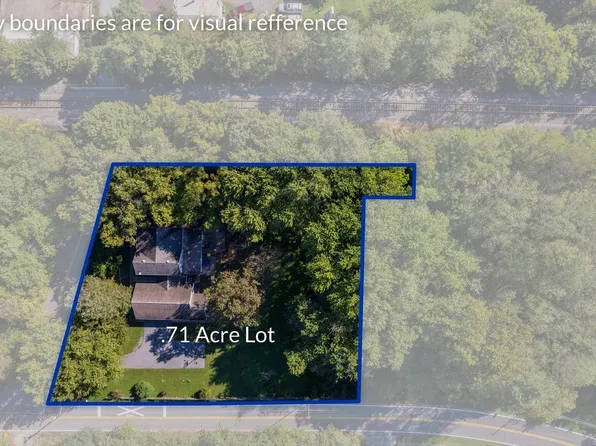 24 Potomac Ave, Shenandoah Junction, WV 25442