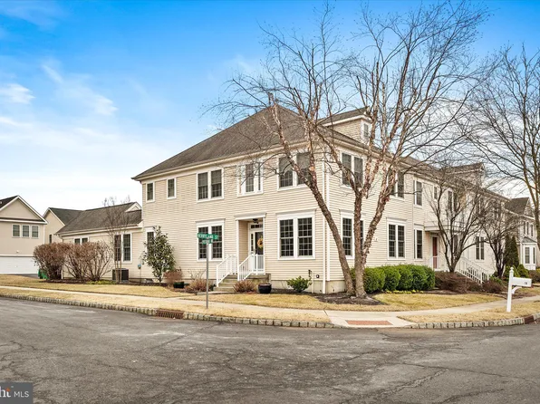 18 Berryland St, Chesterfield, NJ 08515