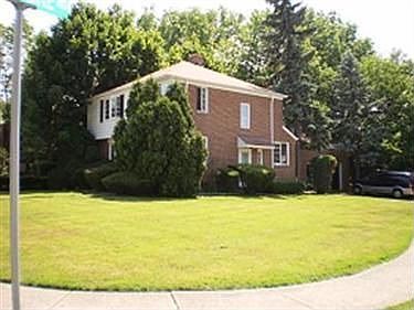 2nd image of 2340 Fenwood Rd