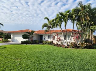 2039 Michigan Ave NE, Saint Petersburg, FL 33703