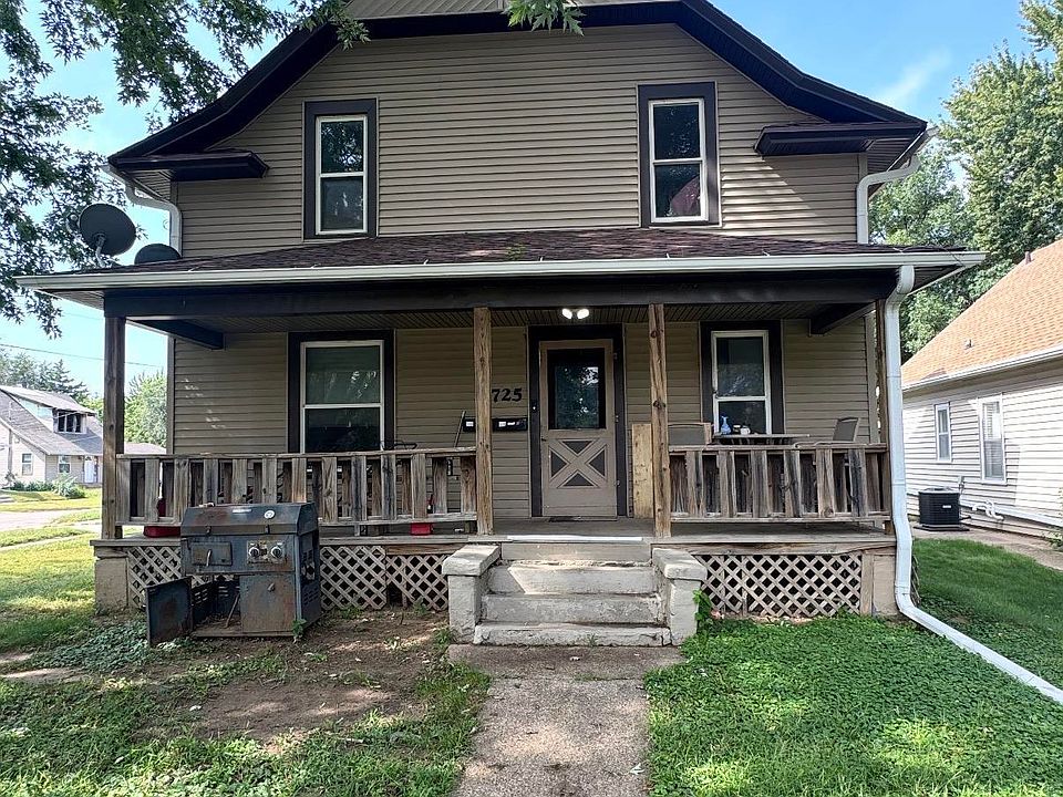 1st image of 725 S Rustin St