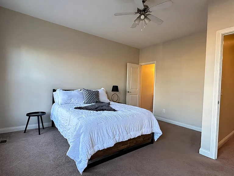 342 S Washington St — Photo 15
