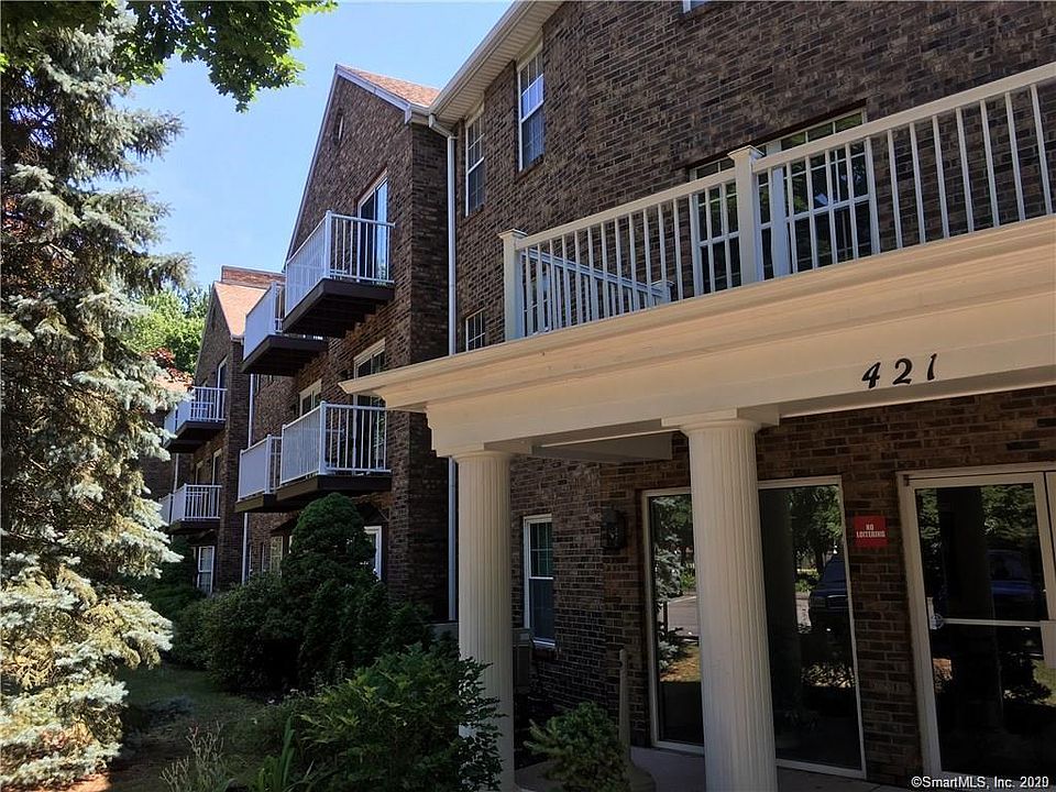 2nd image of 421 Tolland St Unit 101