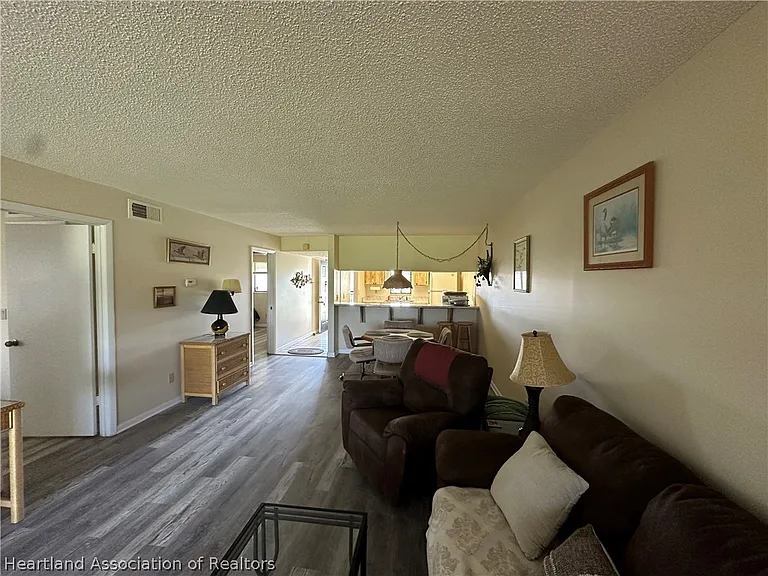5528 Matanzas Dr — Photo 19
