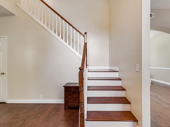 4th image of 4905 Lansdale Dr