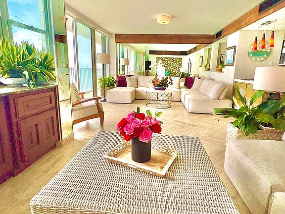 5th image of 3103 Avenida Isla Verde #1401