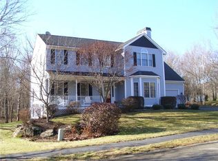 39 Antelope Cir, Saunderstown, RI 02874
