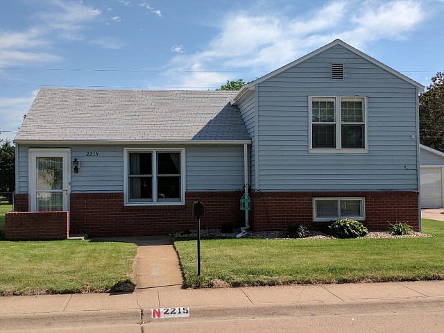 1st image of 2215 W 11th St