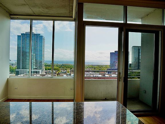 2nd image of 1720 S Michigan Ave APT 1405