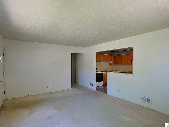 3rd image of 9063 Westridge Dr