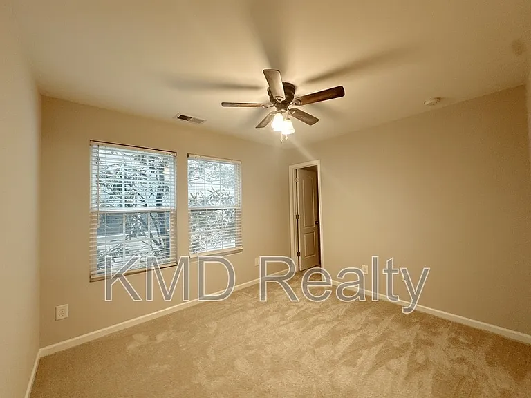 11228 Cedar Walk Ln — Photo 8