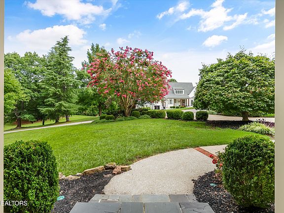 5th image of 5520 Heathrow Dr
