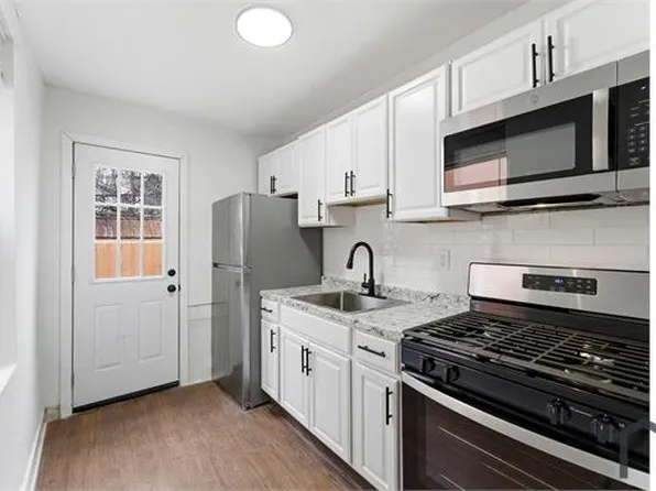 2534 N Water St, Philadelphia, PA 19125
