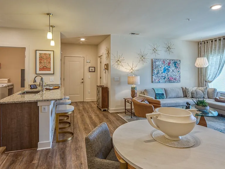 Mezzo Apartment Homes — Photo 9