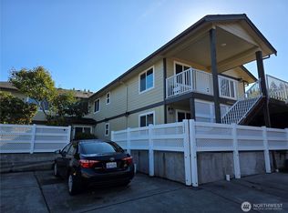 1227 Puget St, Bellingham, WA 98229