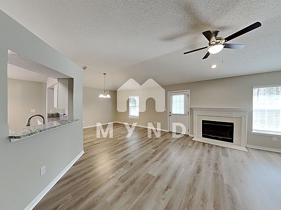 3rd image of 7763 Enderby Ave E