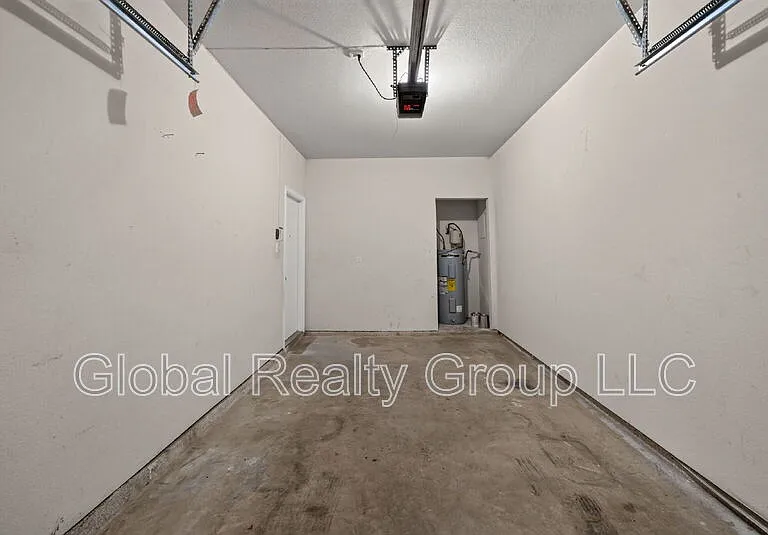 7802 Kingsbury Way #4 — Photo 23