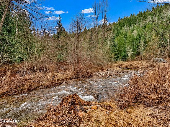 2nd image of 263 Ruby Creek Rd