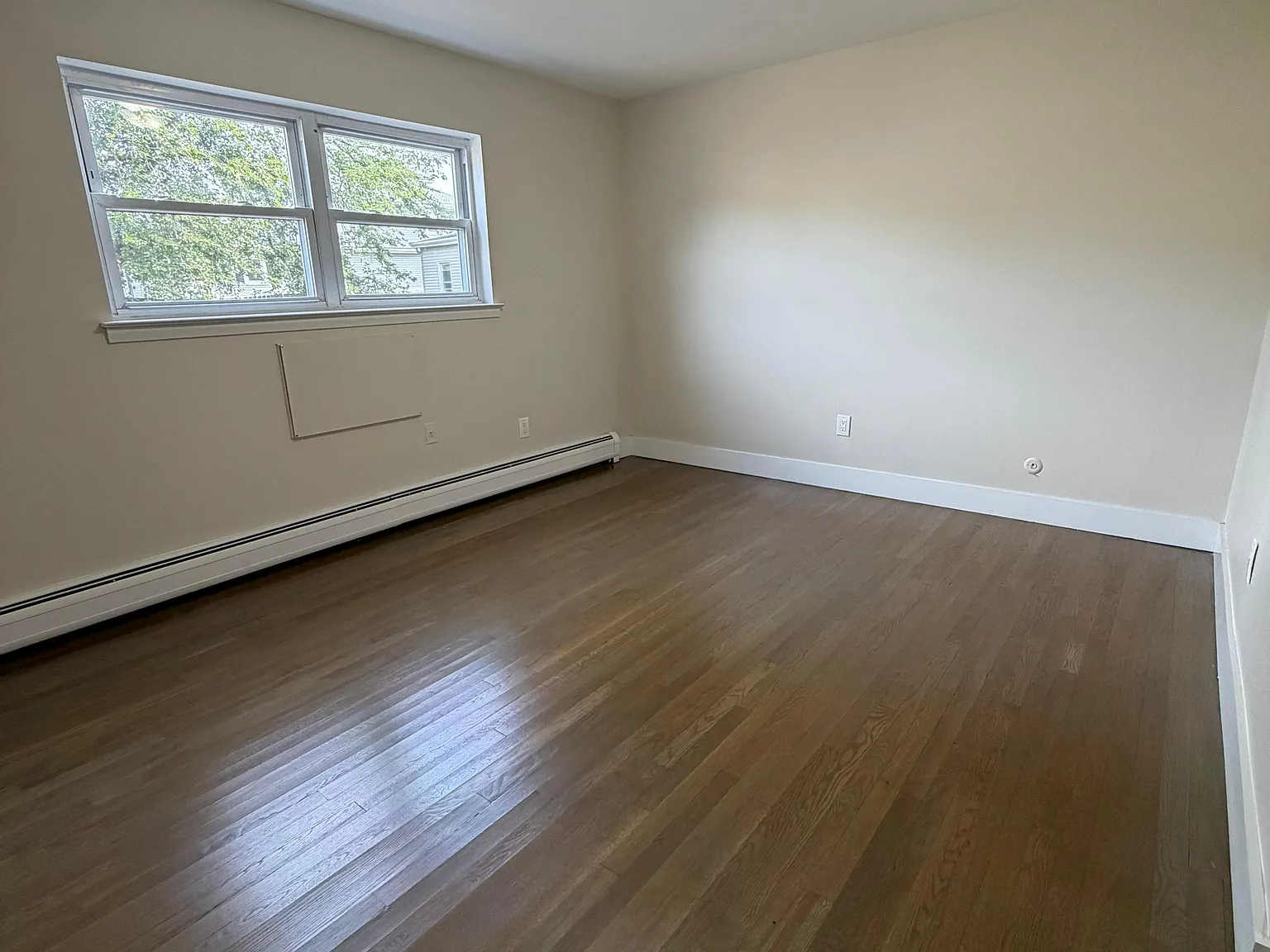 1 bed, 650 sqft, $2,000 — Photo 4