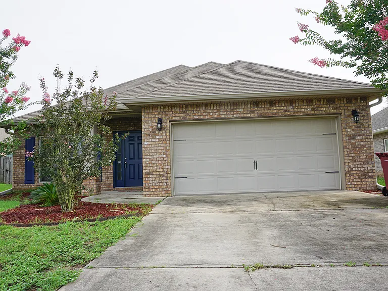 656 Teal St — Photo 36