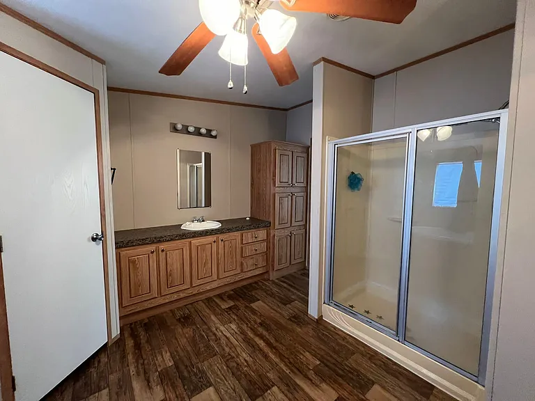 1085 County Road 320 — Photo 2