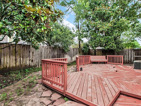 5th image of 10210 Thornmont Ln