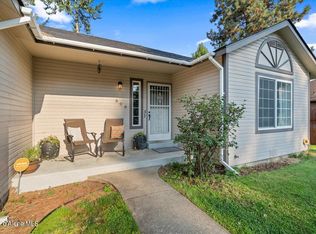 606 S Division St, Pinehurst, ID 83850