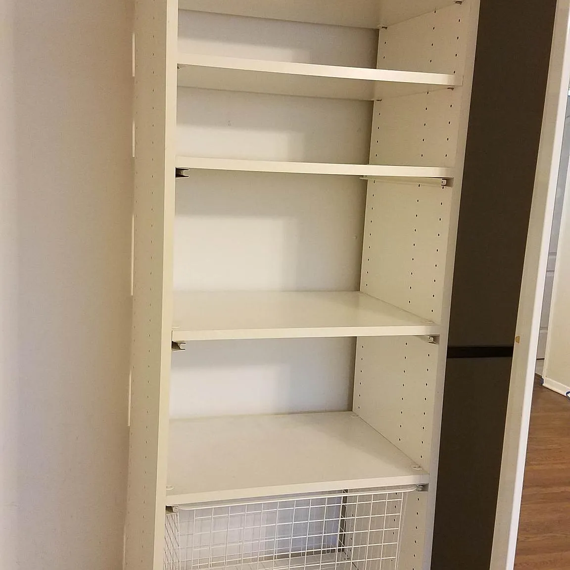 4 bed, 2300 sqft, $875 — Photo 3
