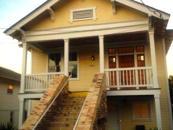 2509 Peniston St APT A, New Orleans, LA 70115