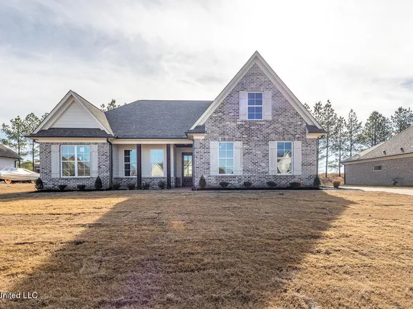 1344 S Clair Cir, Hernando, MS 38632