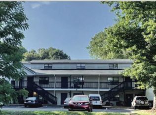 1001 Park Hill Dr #B4, Gainesville, GA 30501