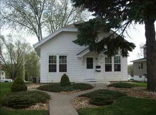 2644 University Ave, Dubuque, IA 52001