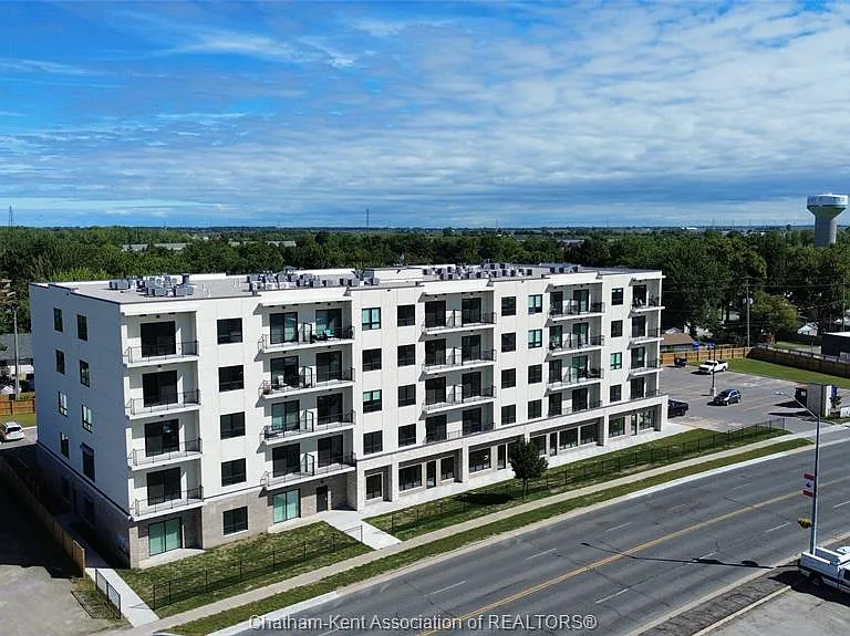 12 Mill St W #214 — Photo 1