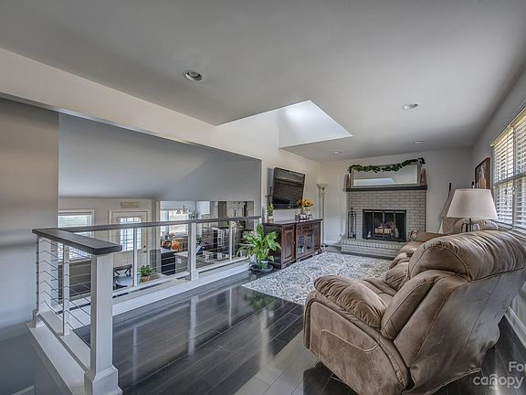 5th image of 6400 Kathryn Ct