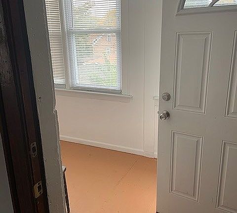 5th image of 8544 S Kingston Ave