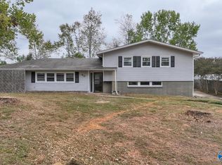 40 Sandra Ln, Athens, AL 35611