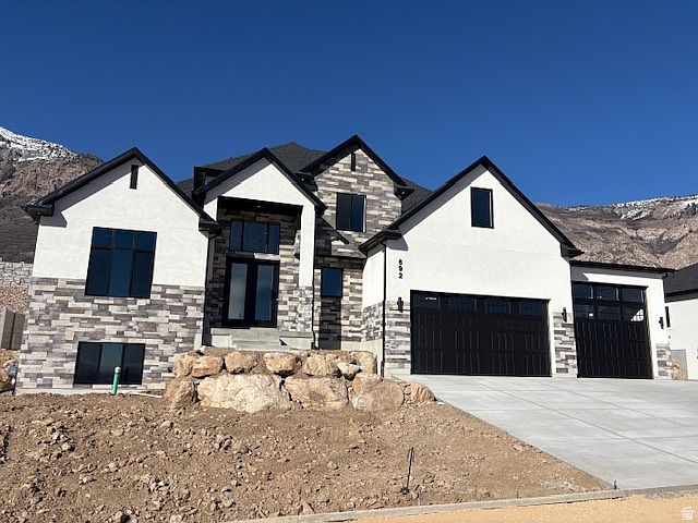 1st image of 692 Mountain Rd