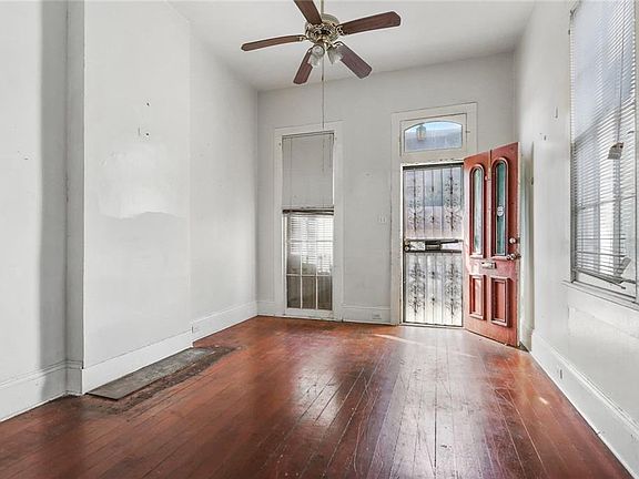 2nd image of 2123-25 Chippewa St
