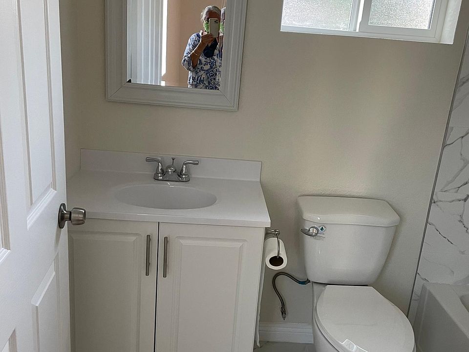 2nd image of 12326 S Summer Ave