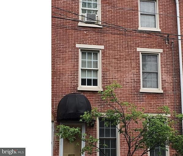 1st image of 1331 N Walnut St