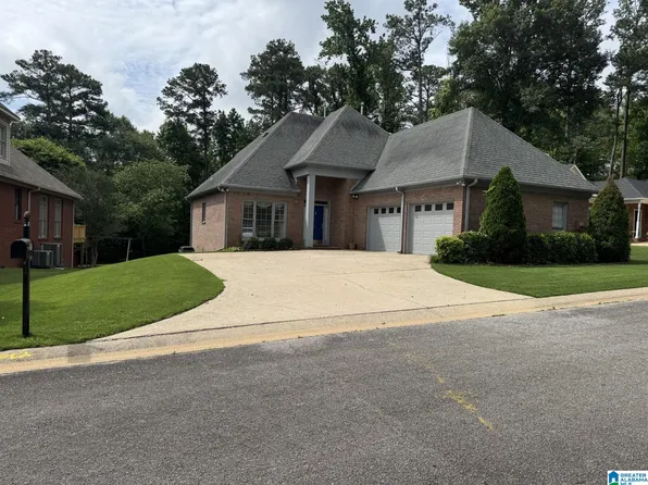 793 Labelle Ln, Birmingham, AL 35226