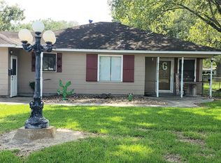 1004 Earley St, Sweeny, TX 77480