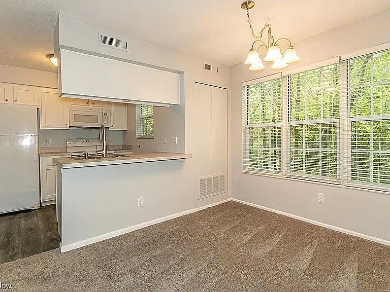 1909 Stoney Run Cir — Photo 16